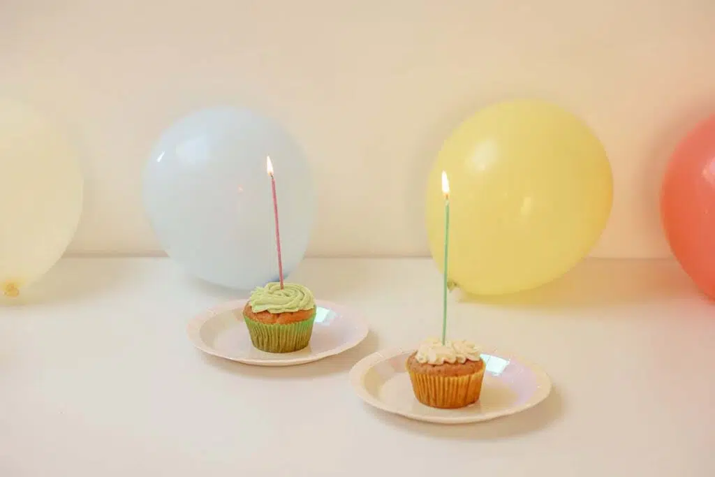 Cupcakes with Lighted Candles - Free birthday cake images