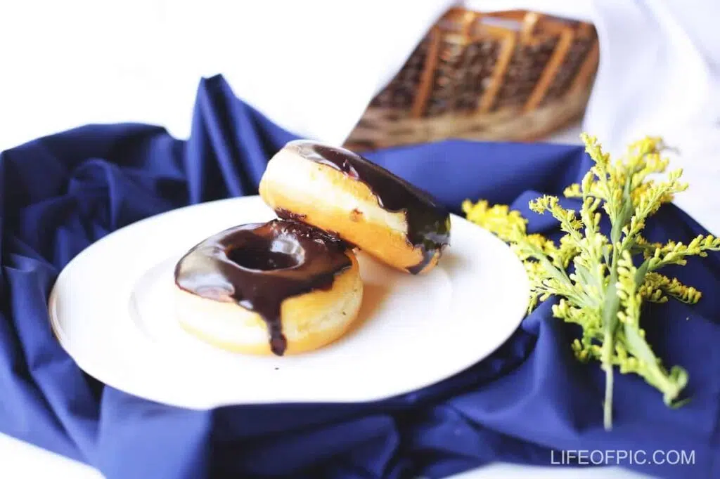 Two Donuts With Chocolate Syrup - Donuts Images